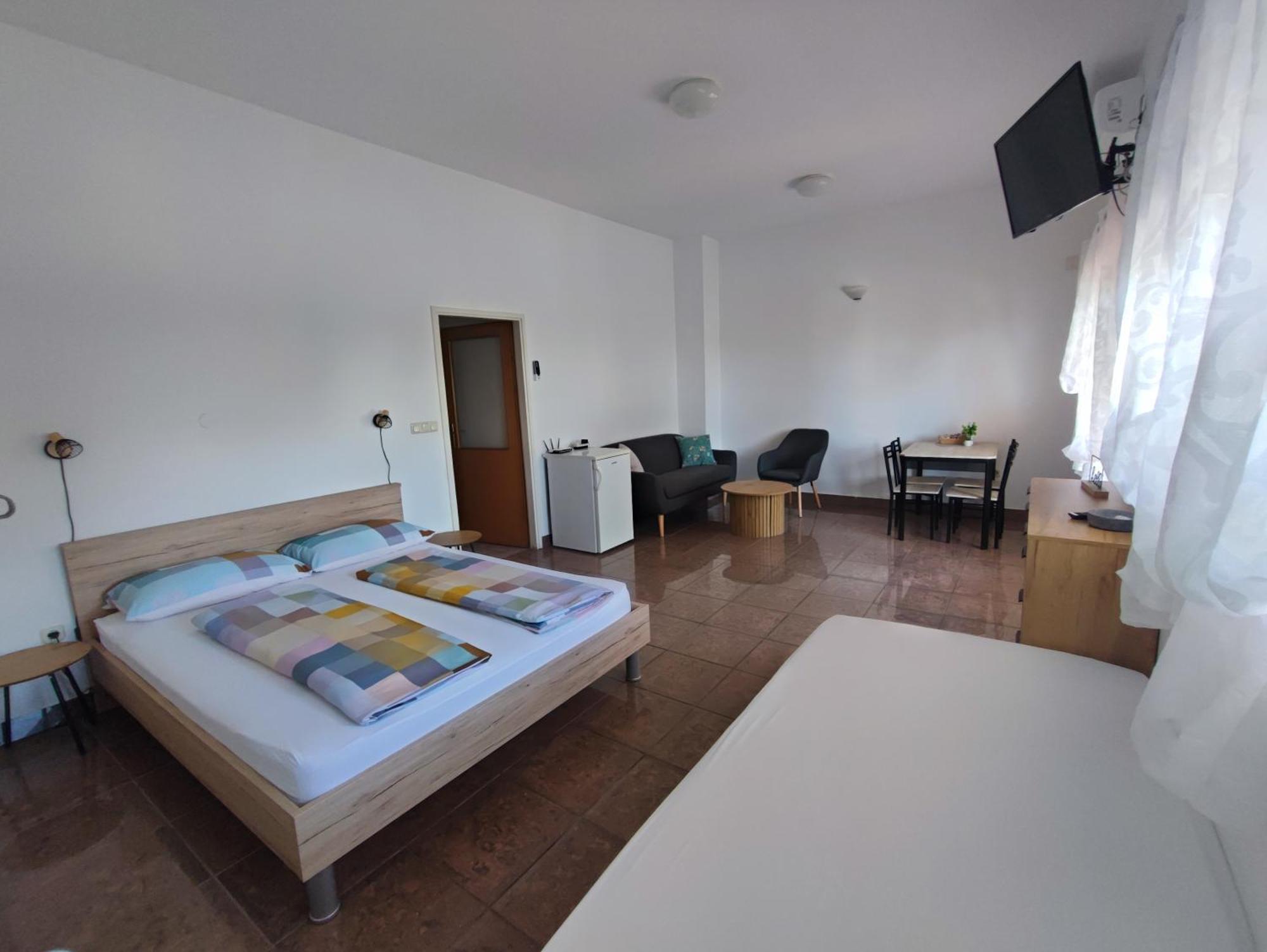 Guest house & Linda & Mario 3*